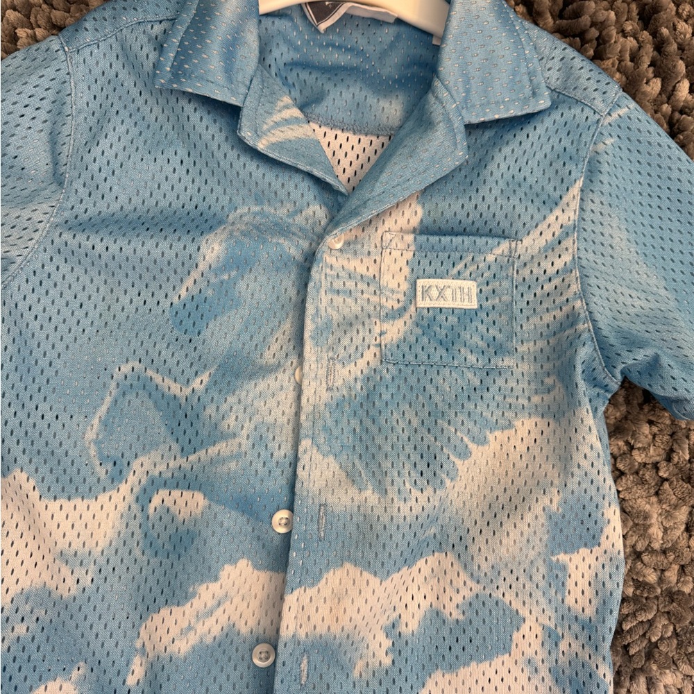 Kith boys top